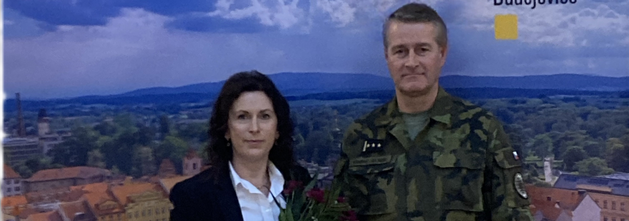 Setkání ředitele Krajského vojenského velitelství s primátorkou města České Budějovice