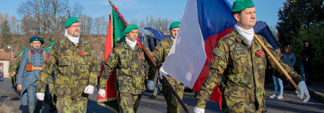 Příslušníci pěší roty AZ KVV České Budějovice