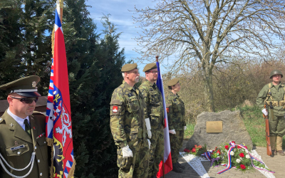 Uctění památky pilotů US Air Force v Boršově nad Vltavou