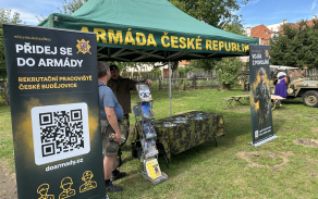 Padesátdvojka přilákala tisíce návštěvníků.  KVV České Budějovice představilo POKOS i možnosti služby v armádě