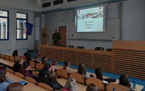 Motto budějovické pěší roty AZ: Odpovědnost, obětavost, odvaha