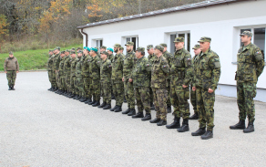 Pěší rota AZ KVV České Budějovice je nastoupená k zahájení cvičení