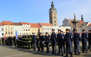 Vojáky podpořily i příslušníci dalších ozbrojený složek