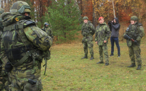 Plukovník Genser hodnotí kontrolní cvičení