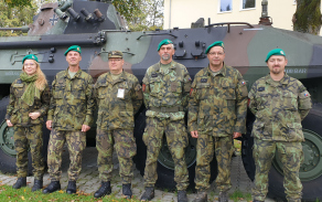 Příslušníci pěší roty AZ KVV České Budějovice
