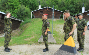 Návštěva srubového tábora