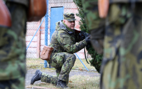 Příslušníci Aktivní zálohy trénovali reakce na různé situace, které mohou nastat při střežení...