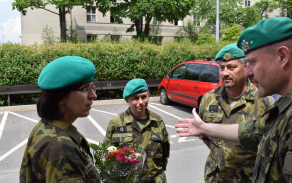 Generálka Šmerdová se setkala i s příslušníky pěší roty AZ KVV České Budějovice